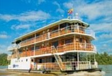 Manatee Amazon Explorer